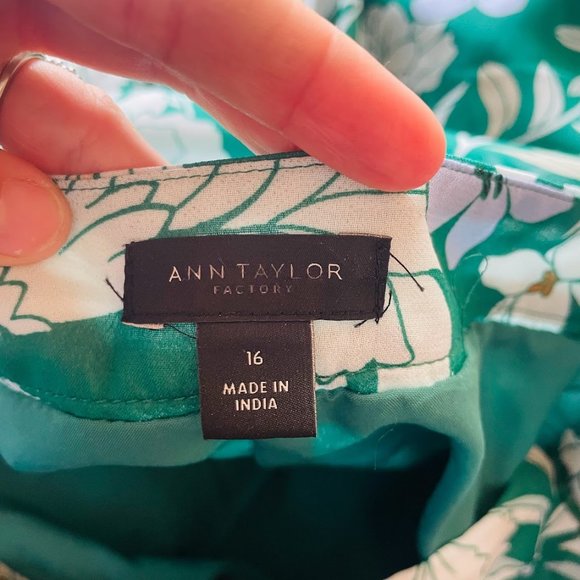 Ann Taylor Green A-Line Wrap Midi Skirt - Picture 4 of 6